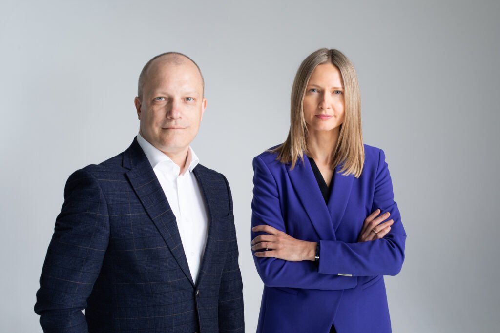 _L6A1224 Komandas bilde